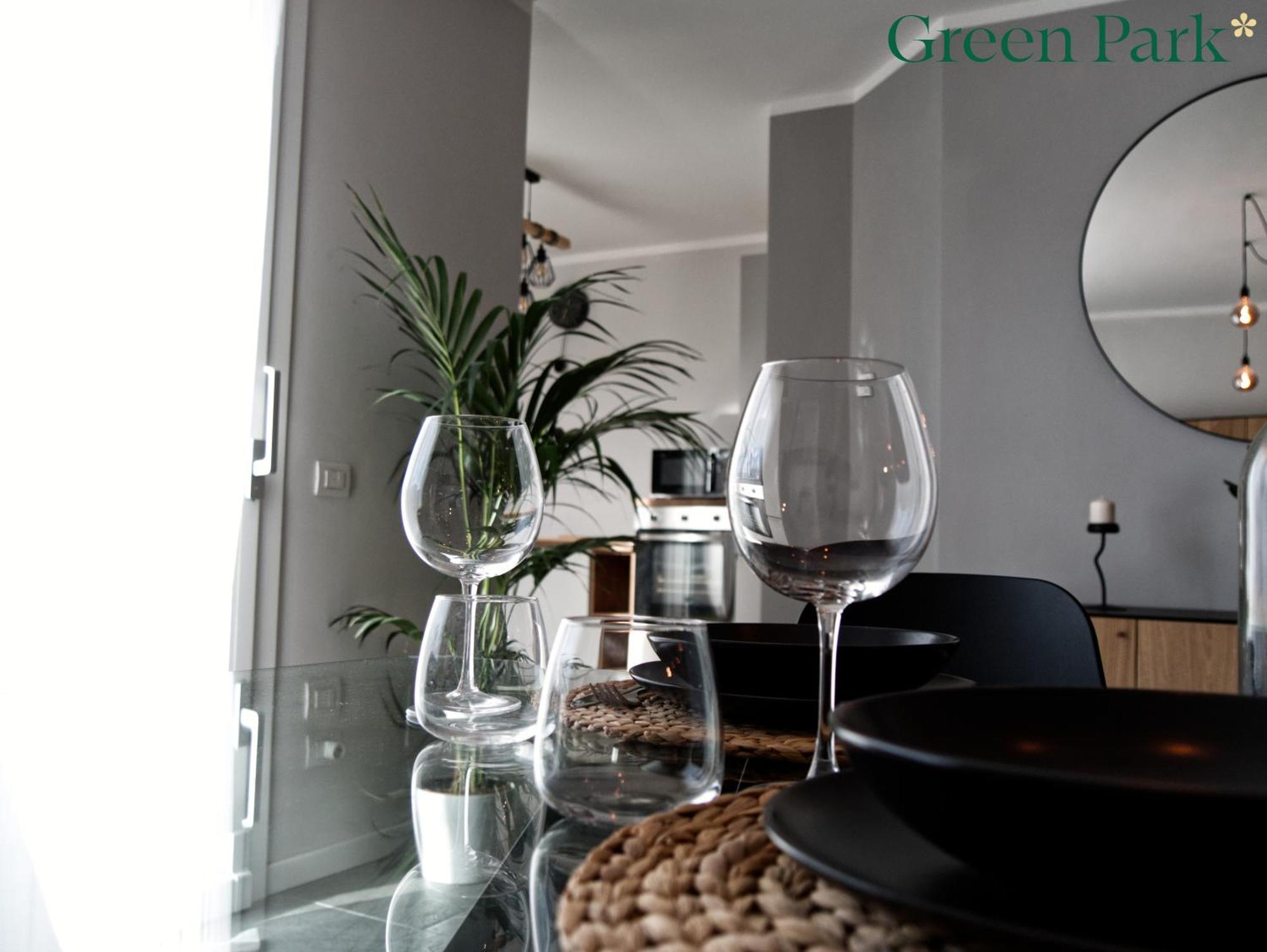 Green Park Сан Донато Миланезе Екстериор снимка